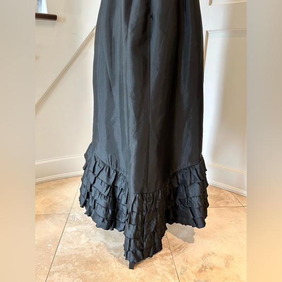 JS Collections Black Evening Gown - Picture 4 of 6